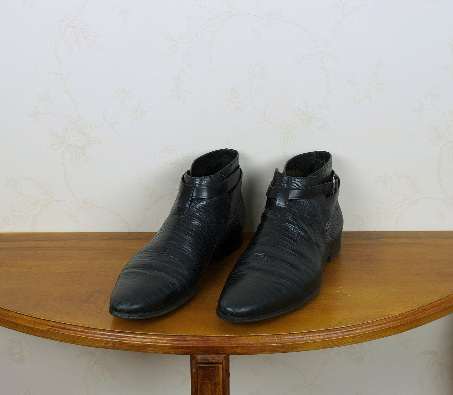 Yves Saint-Laurent, mustat jodhpur-varsikengät, koko 41