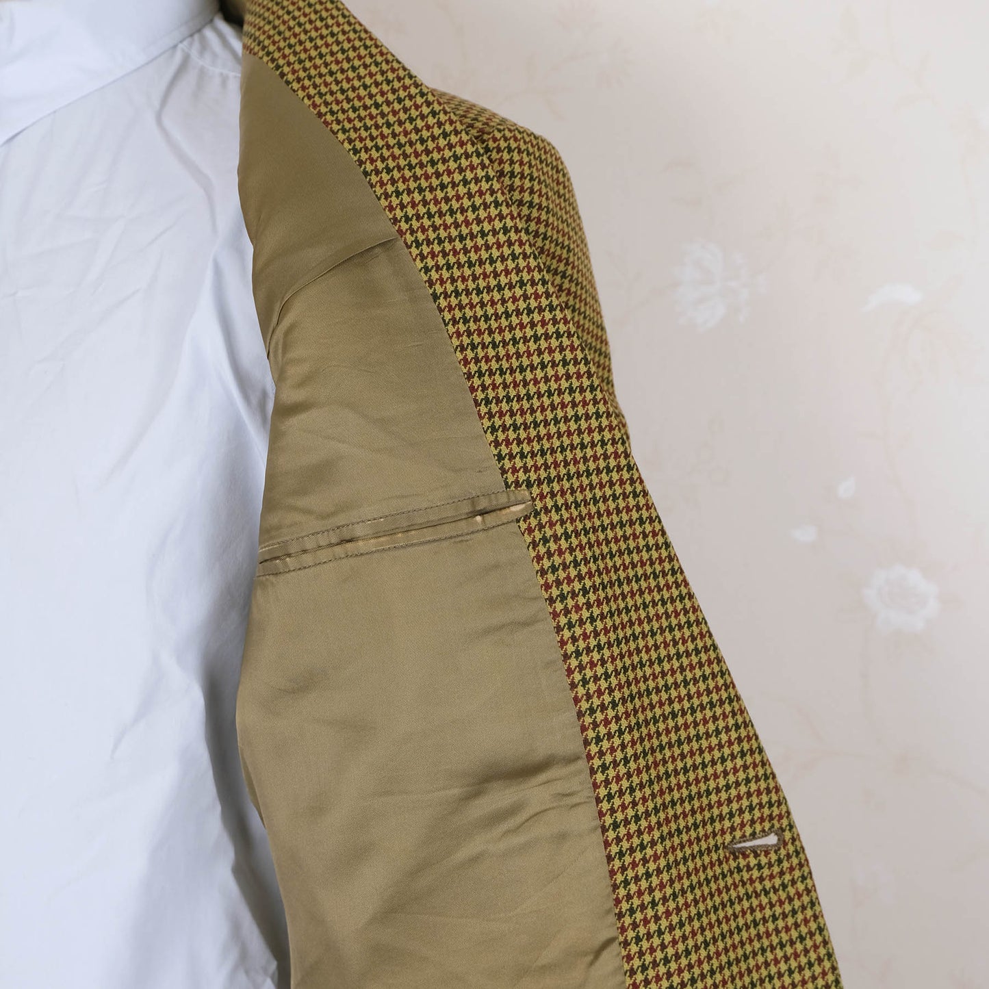 d'Avenza, hand made houndstooth jacket, size 40UK, slim