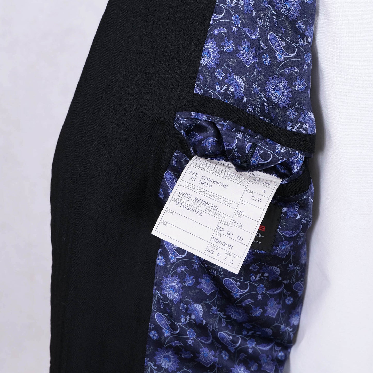 d'Avenza, black handmade cashmere jacket, size 48UK