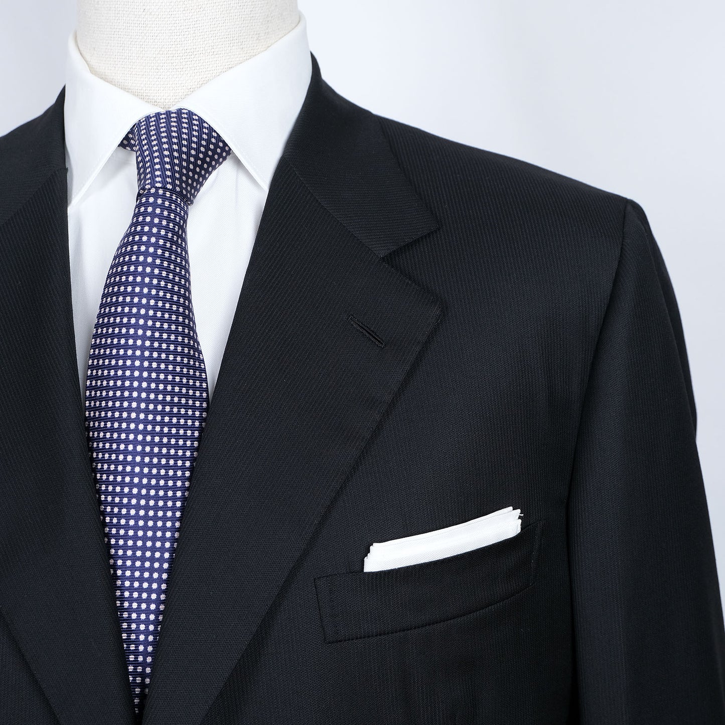 Brioni, käsintehty tumma puku, koko 54/56