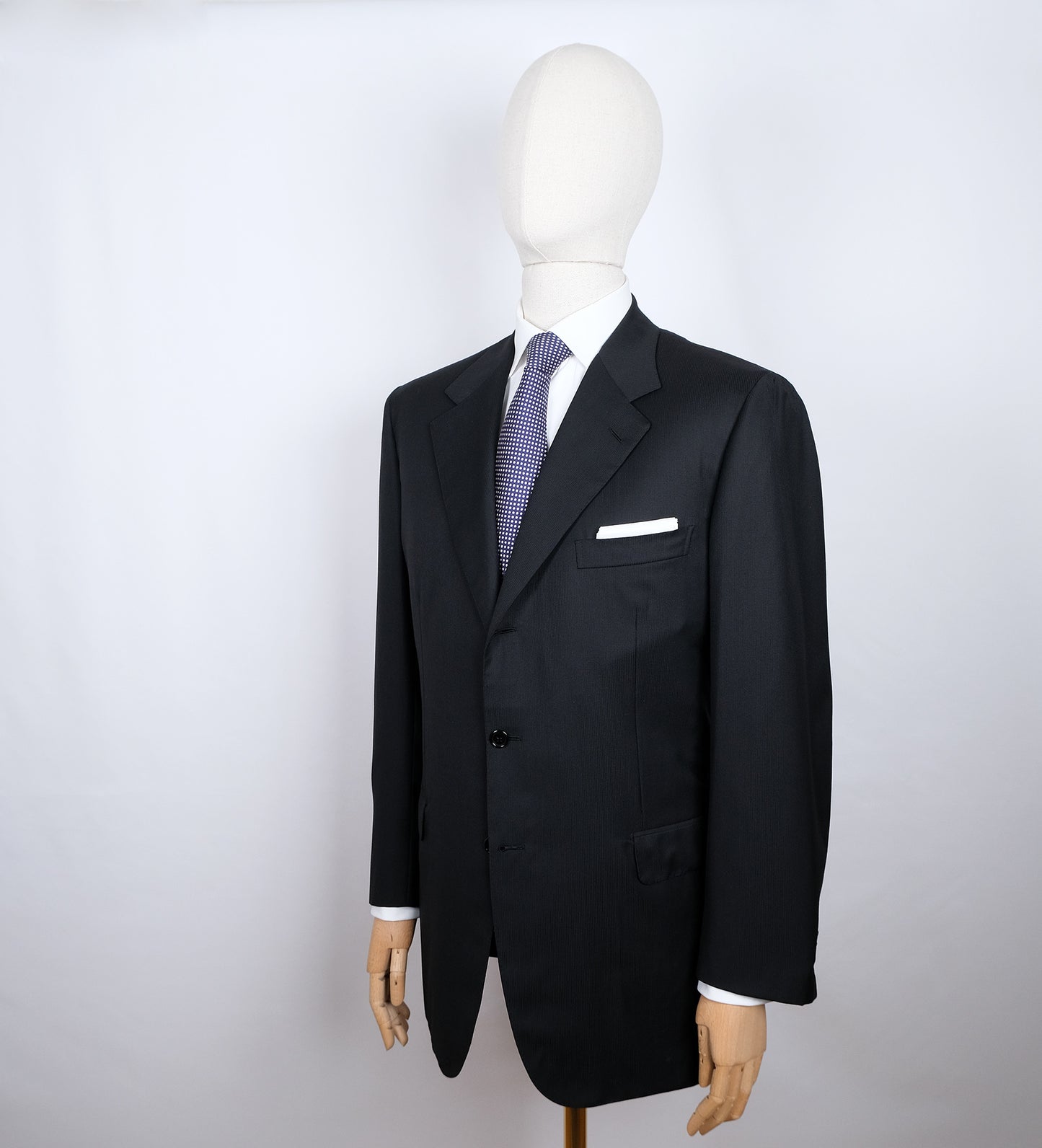 Brioni, käsintehty tumma puku, koko 54/56