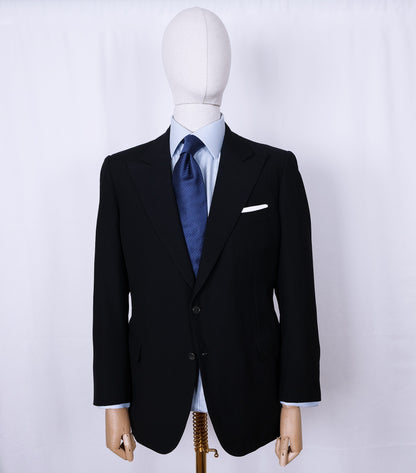 Brioni, käsintehty tumma puku, koko 50, ovh 4900 e