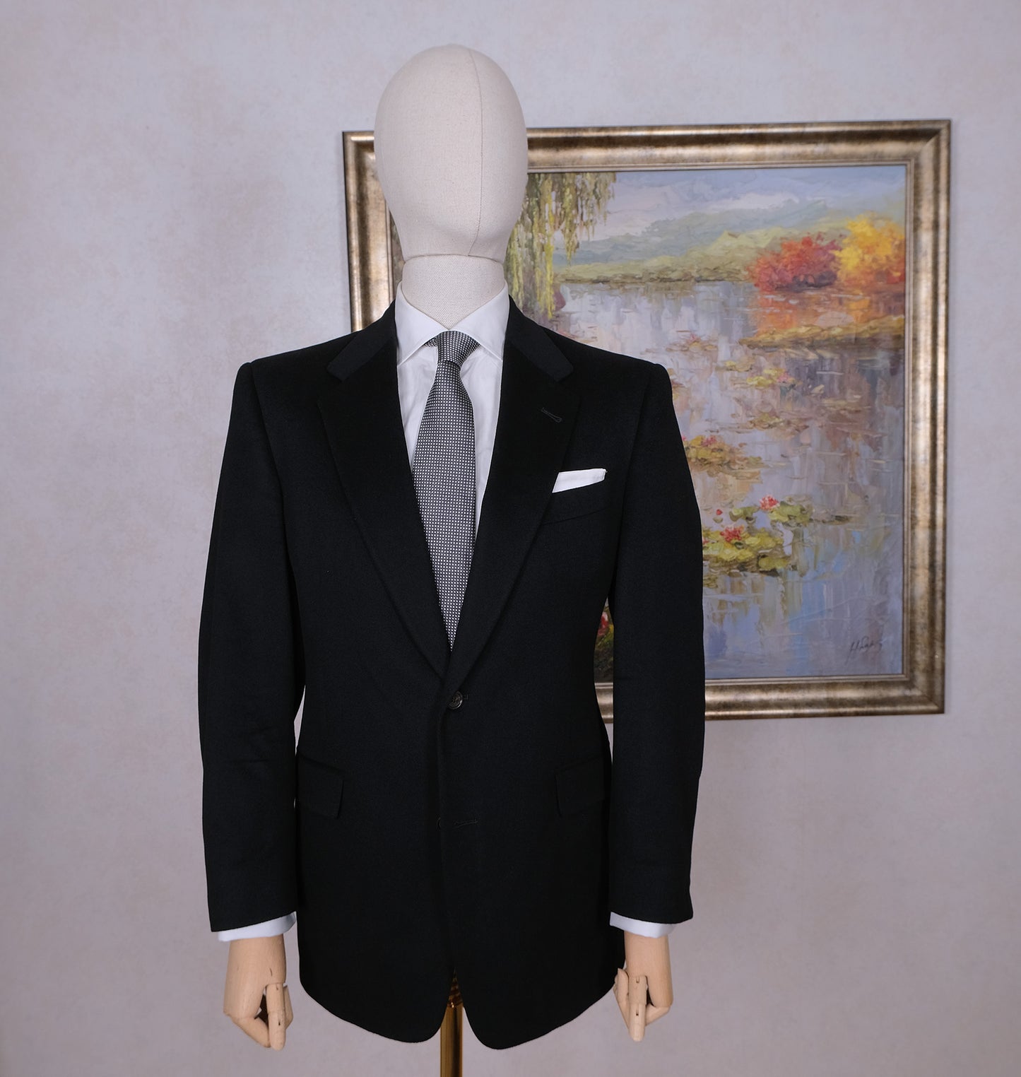 Burberry, musta kashmirtakki, koko 52, pehmein kangas