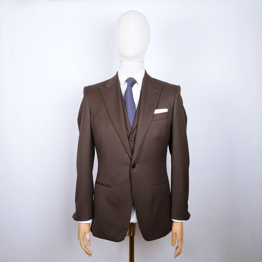 Caine Clothiers, ruskea puku, koko 48, mittatilauspuku