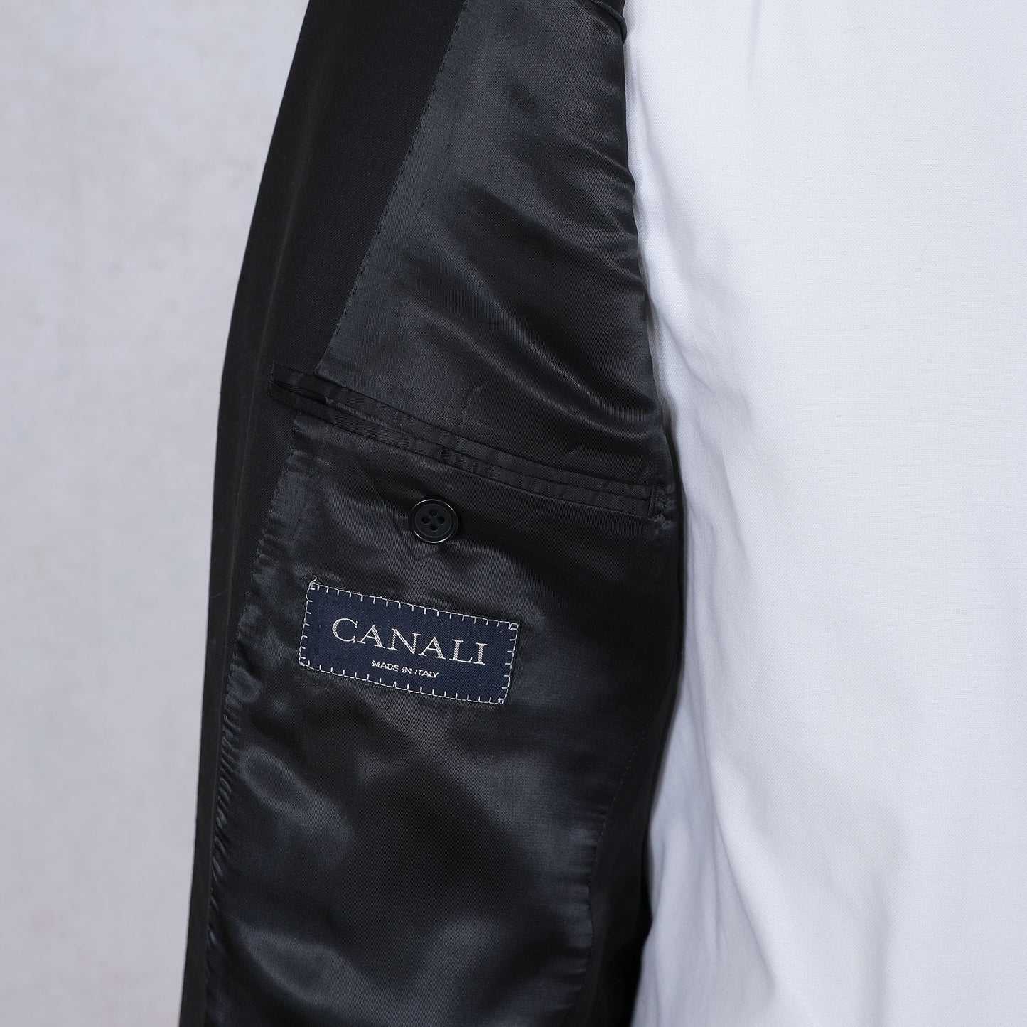 Canali, black wool suit, size 44UK, great condition