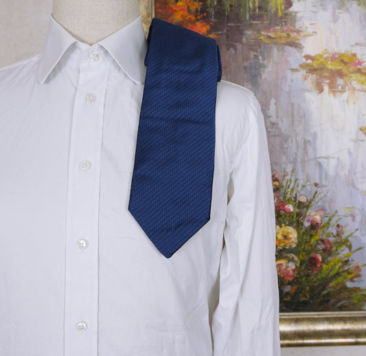 Chopard, tummansininen solmio, aaltokuvio