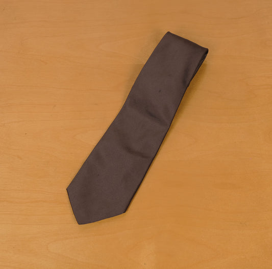 Corneliani, ruskea solmio, satiinisilkkiä, tehty Italiassa