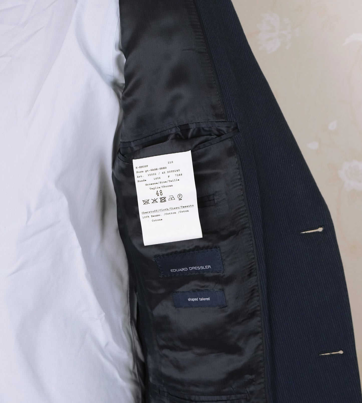 Eduard Dressler, dark blue suit, size 36UK, pinstripe, cotton