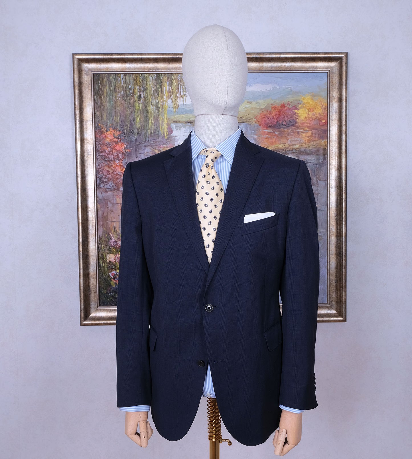 Eduard Dressler, sininen puku, koko 54, vatsakas