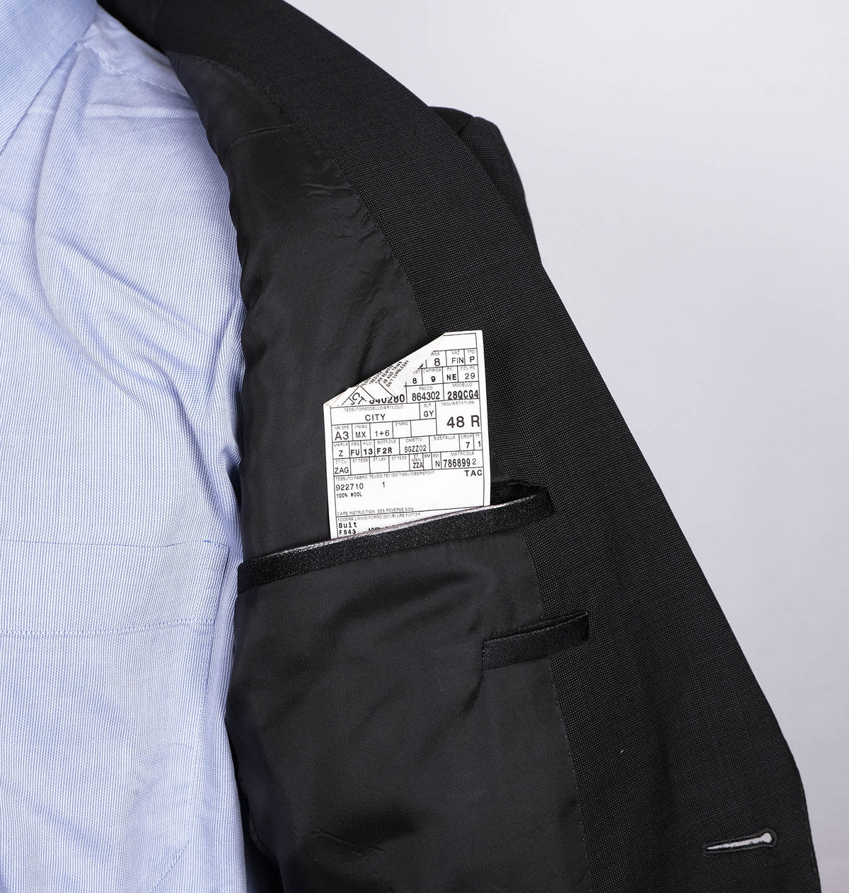 Ermenegildo Zegna, tumma puku, koko 48, hoikka leikkaus