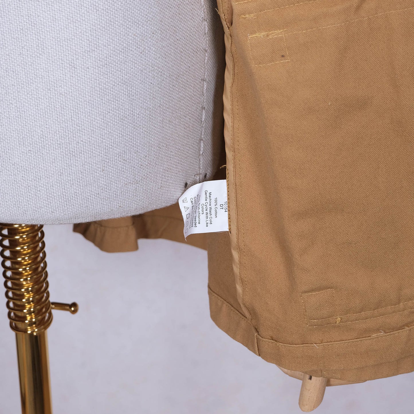 Filson, tan wax cotton jacket, size L, Tin Coat Barn Jacket