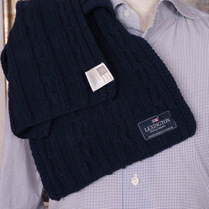 Lexington, sininen paksu kaulaliina, palmikkokuvio