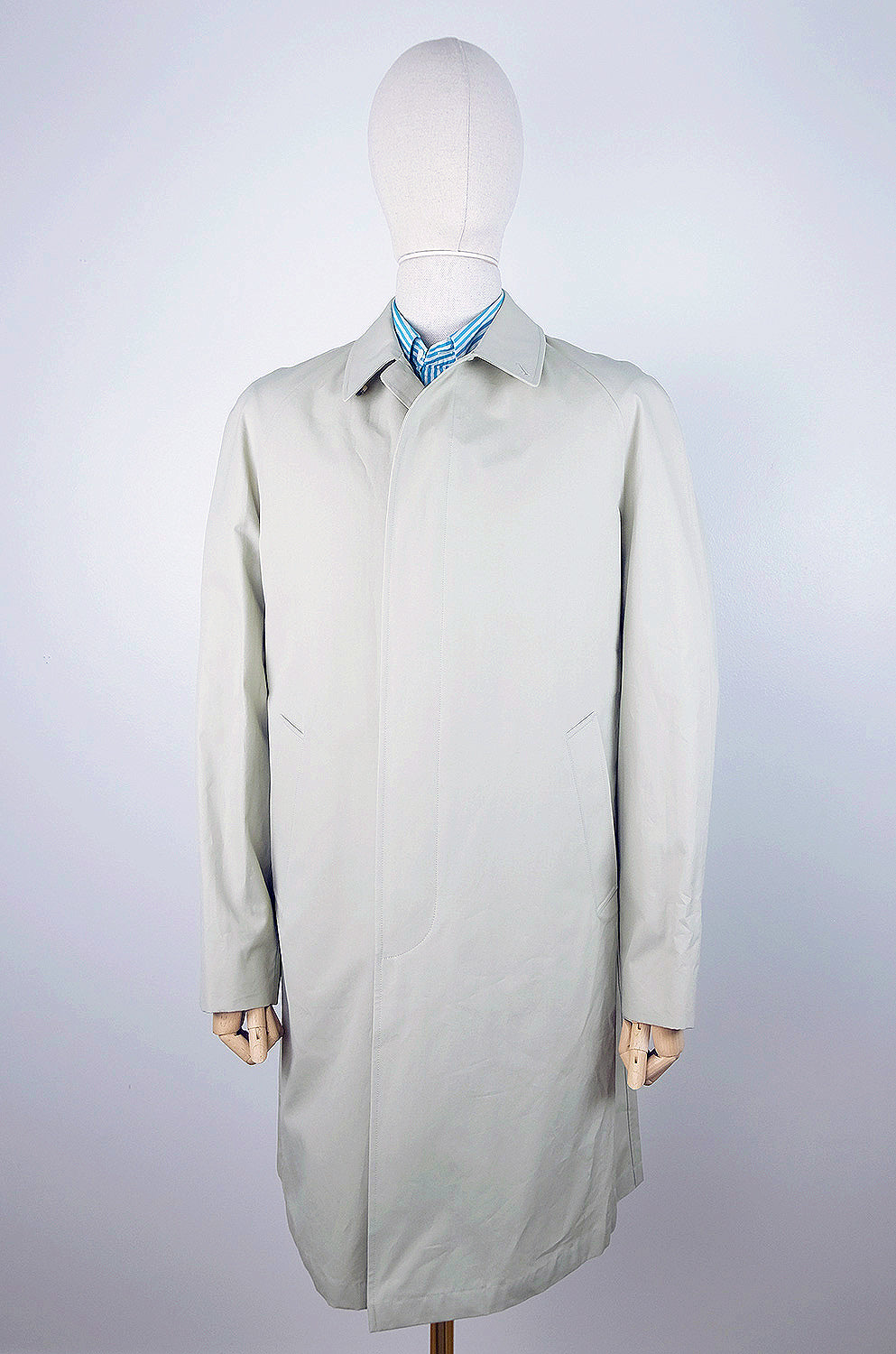 Hackett, vaalea sadetakki, koko 52, Ventile-kangas