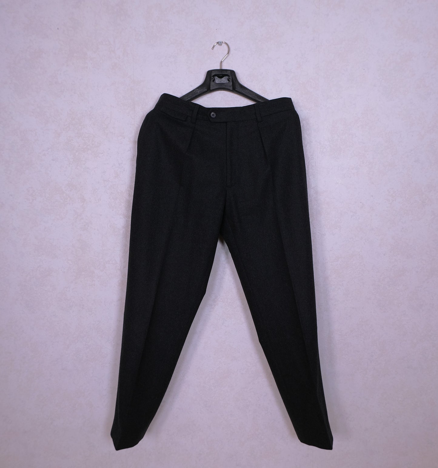 Herrainpukimo, harmaat flanellihousut, koko 33 tuumaa