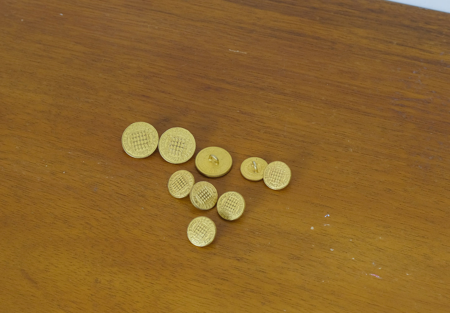 Holland & Sherry, bleiserinapit, messinkinapit, setti