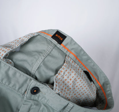 Hugo Boss, mintunvihreät housut, koko 34, hoikka