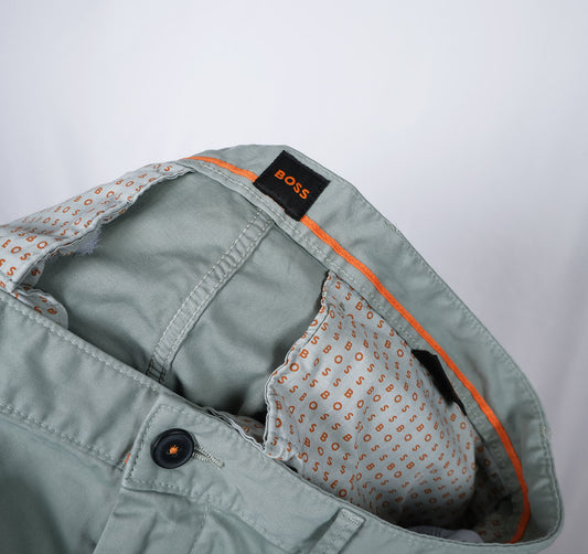 Hugo Boss, mintunvihreät housut, koko 34, hoikka