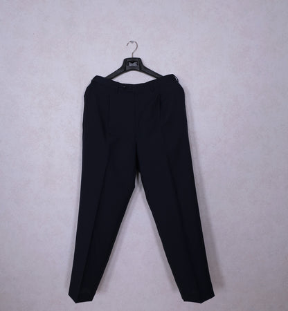 Brioni, käsintehty tumma puku, koko 54, ovh 4900 e