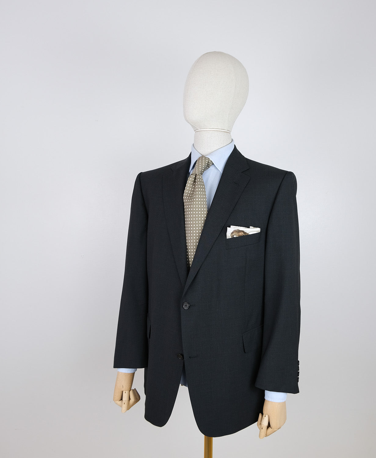 Eduard Dressler, dark grey suit, size 46S UK