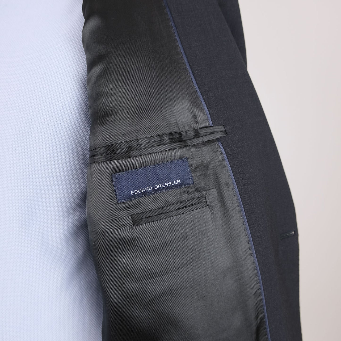 Eduard Dressler, dark grey suit, size 46S UK