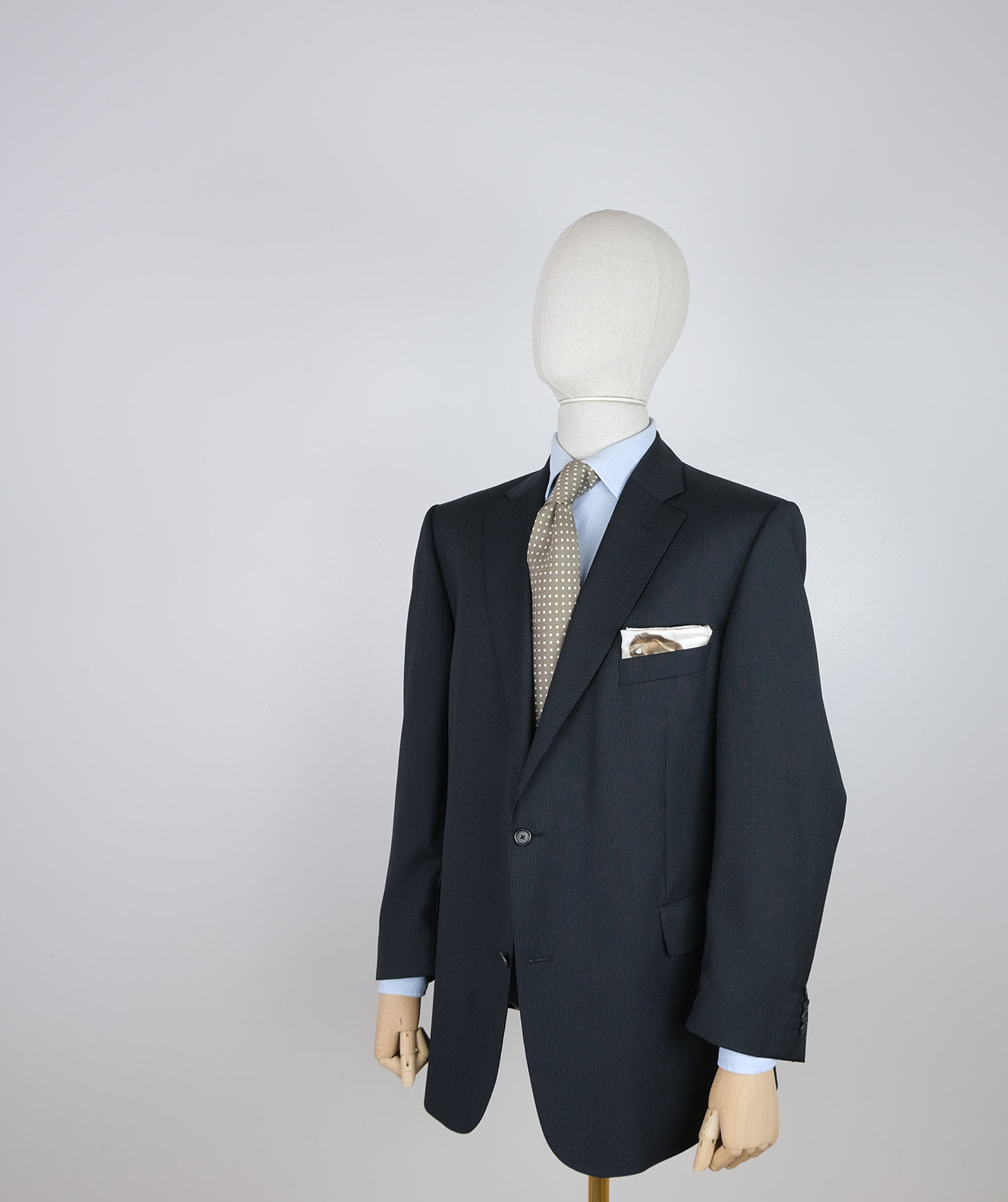 Eduard Dressler, dark pinstripe suit, size 46S UK