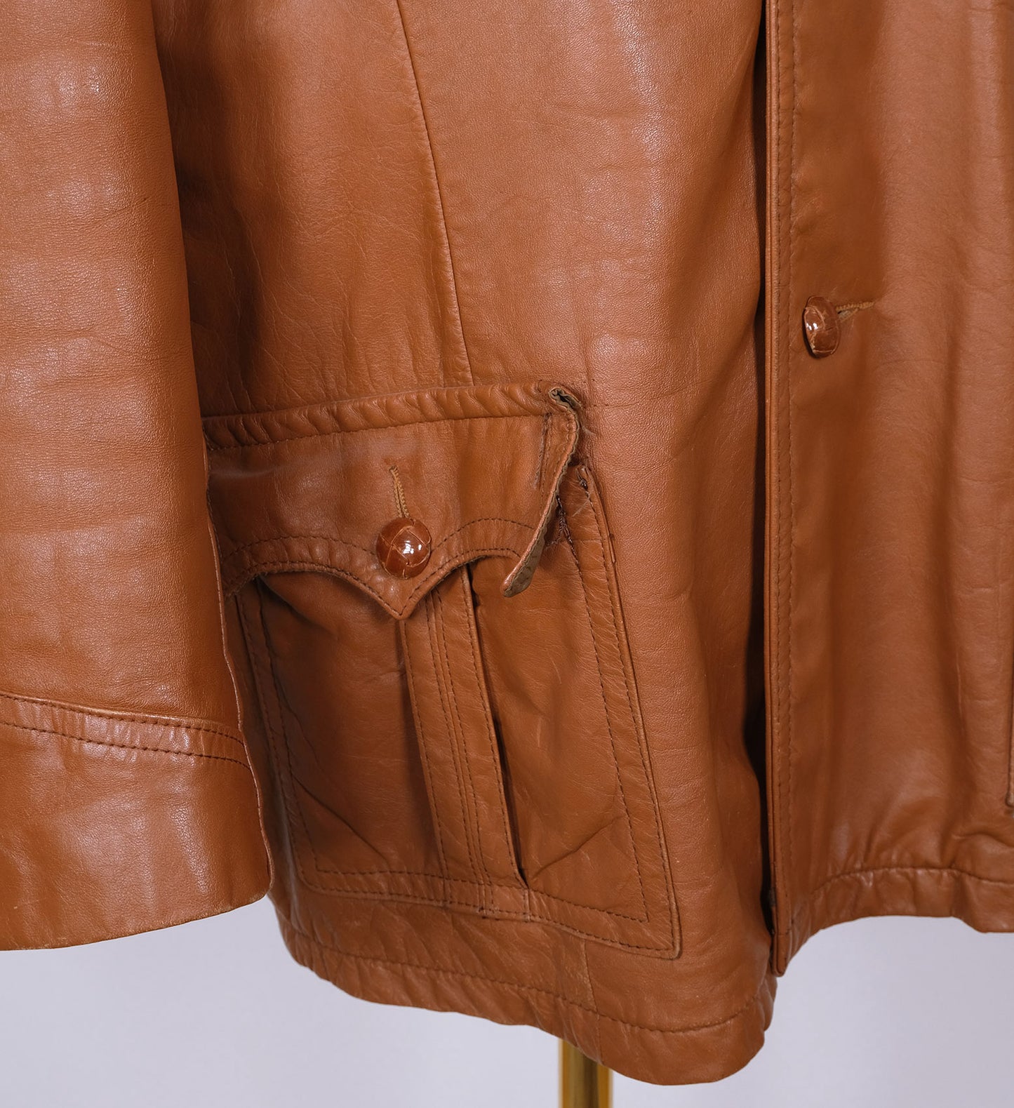 Grais, ruskea nahkatakki, koko 60L, XXL, isojen miesten vaatteet
