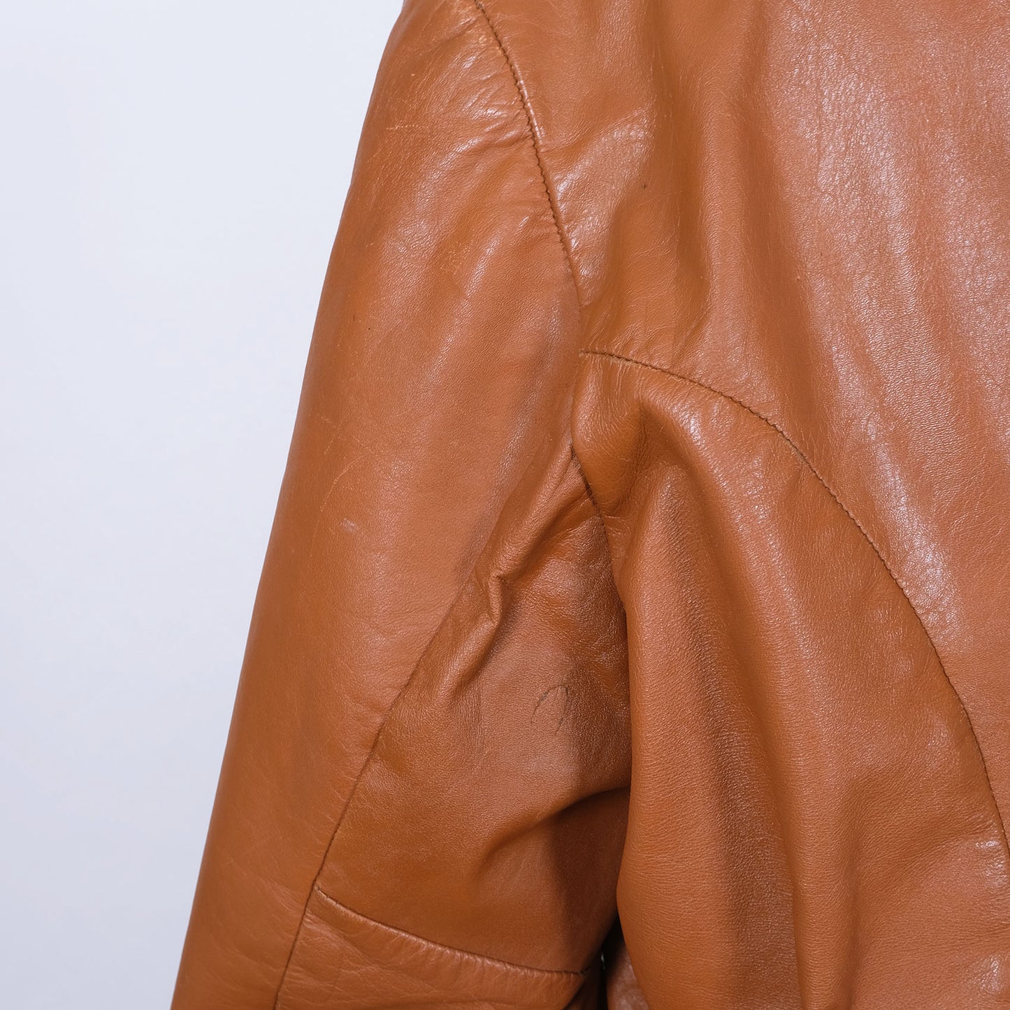 Grais, ruskea nahkatakki, koko 60L, XXL, isojen miesten vaatteet