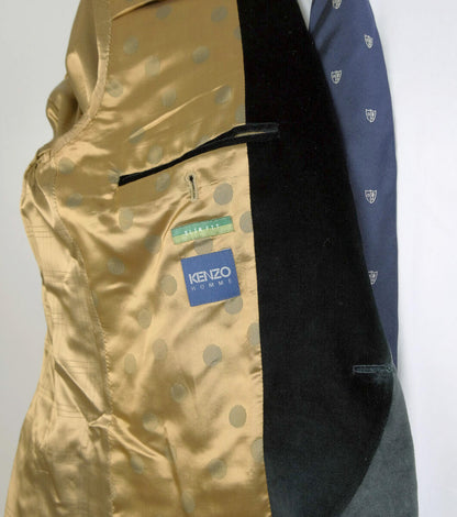 Kenzo, musta samettitakki, koko 48, hoikka