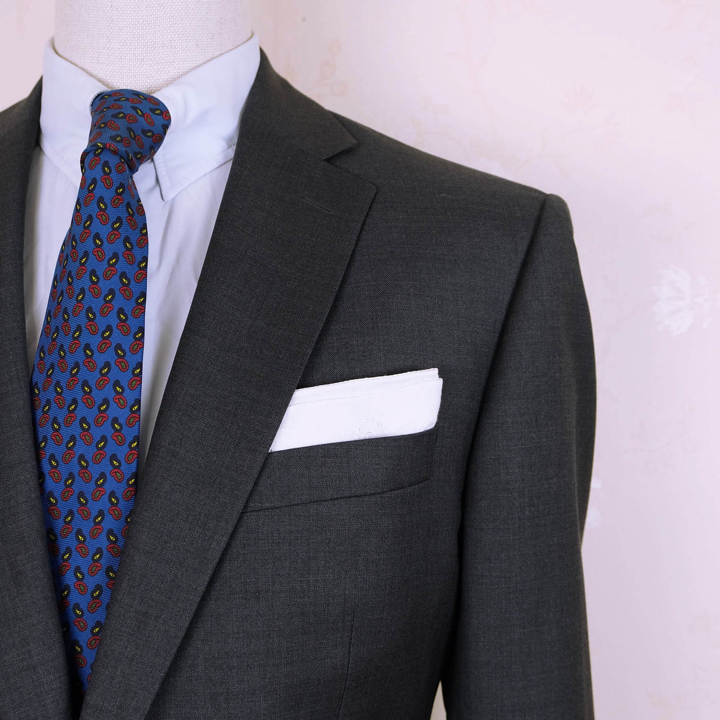 Ralph Lauren, smart grey suit, wool, size 42UK