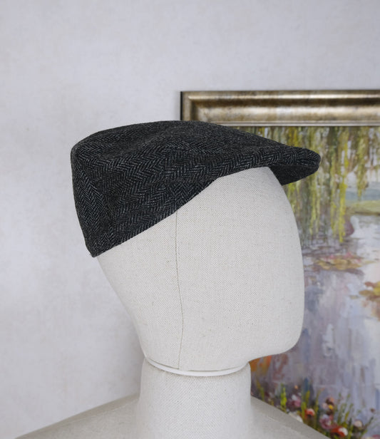 Lawrence & Foster, lätsä, harmaa tweed, koko 58, tehty Englannissa