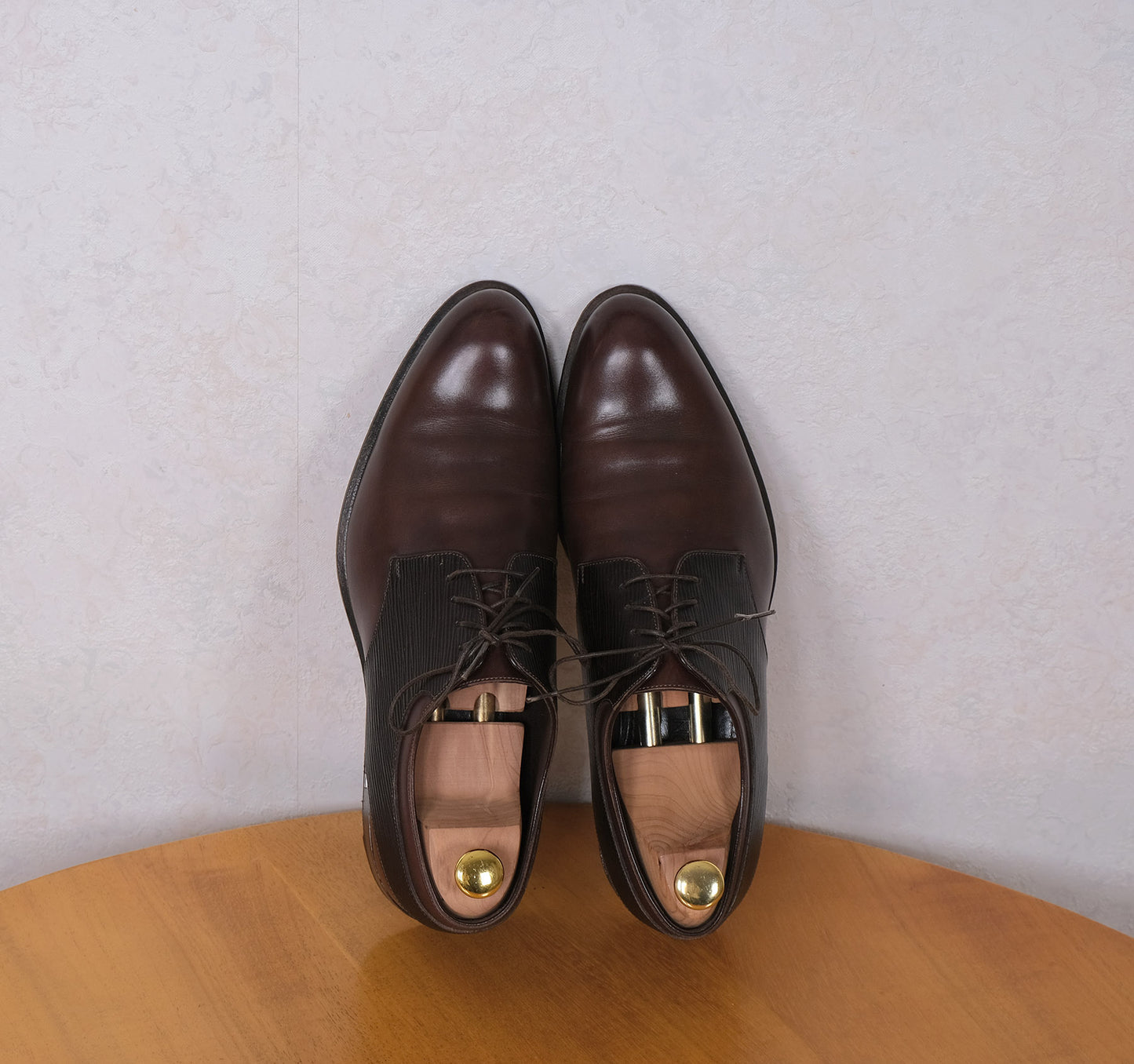 Louis Vuitton, ruskeat nauhakengät, koko 42, aitoustodistus