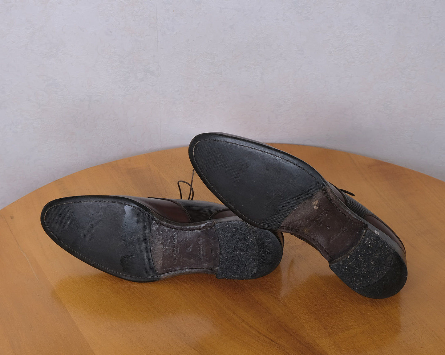 Louis Vuitton, ruskeat nauhakengät, koko 42, aitoustodistus
