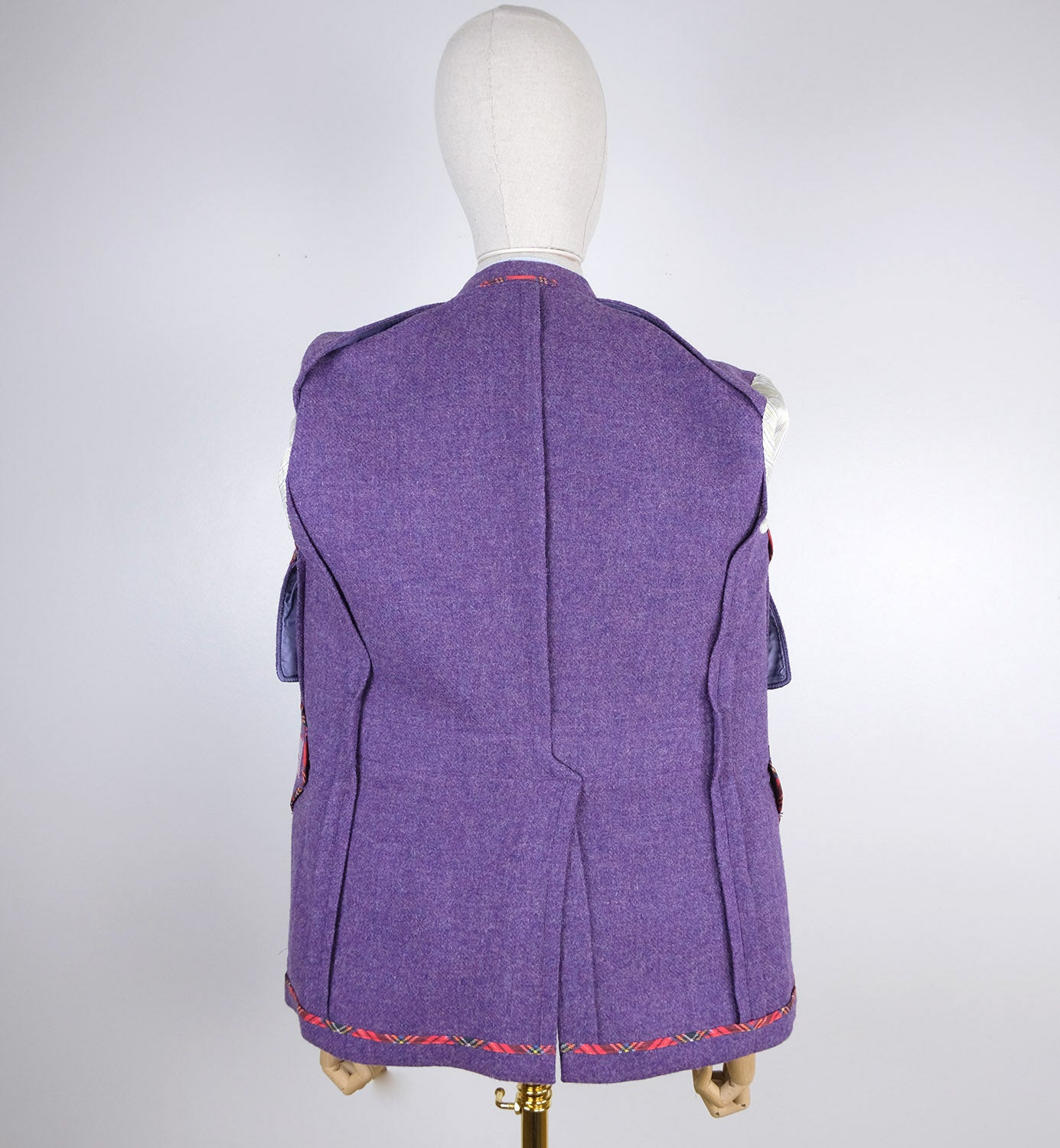 d'Avenza, hand made purple tweed jacket, size 48EU
