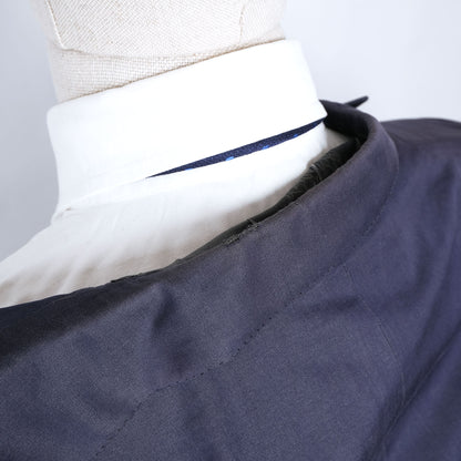 Brioni, sininen käsintehty irtotakki, koko 50, silkkiä ja puuvillaa