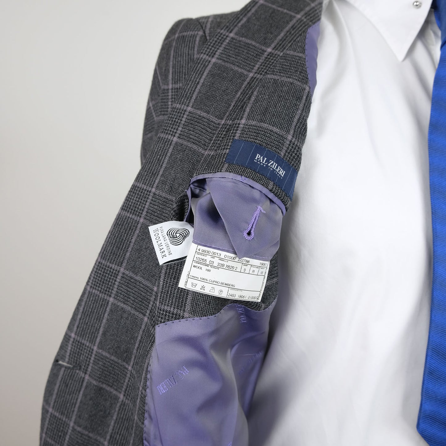 Pal Zileri, grey check suit, size 48EU, made to measure, RRP 2300 e