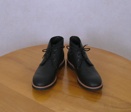 Panama Jack, mustat varsikengät, koko 46, chukka-malli, kumipohja