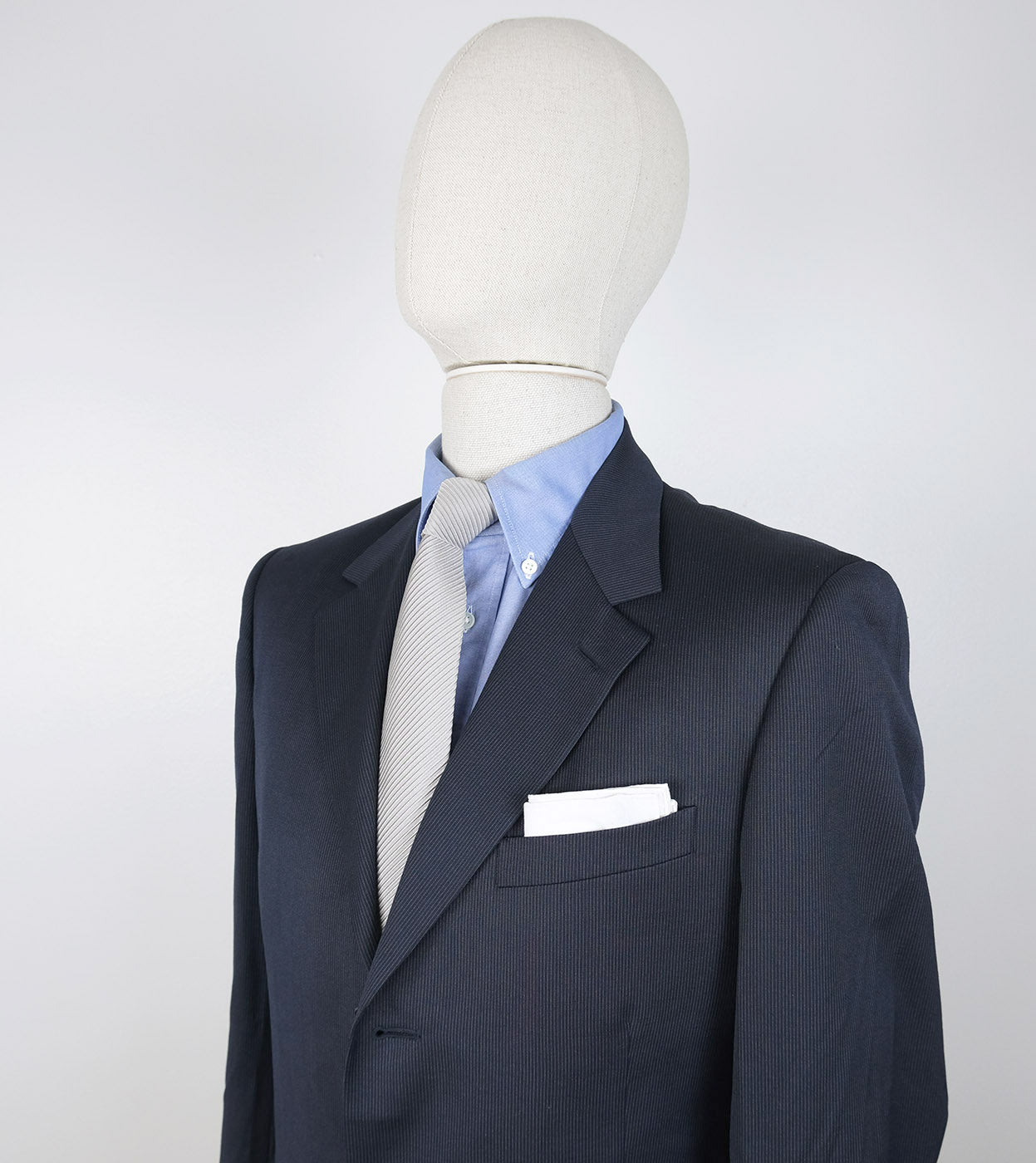 Paul Smith, navy pinstripe suit, size 50EU, slim, fancy lining