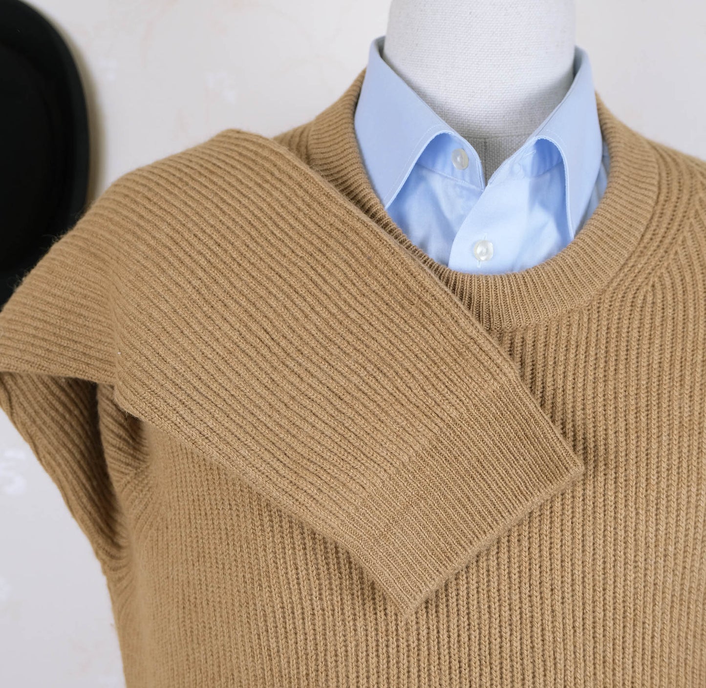 Johnston's of Elgin, blue wool cardigan, size S, like new
