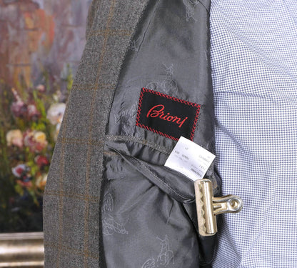 Brioni, grey handmade sports jacket, size 40UK, check pattern