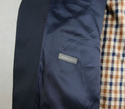 Burberry, sininen bleiseri, koko 52, kuin uusi, metallinapit