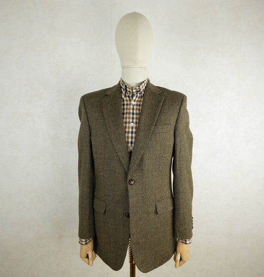 Oscar Jacobson, ruskea tweedtakki, koko 48, kalanruoto