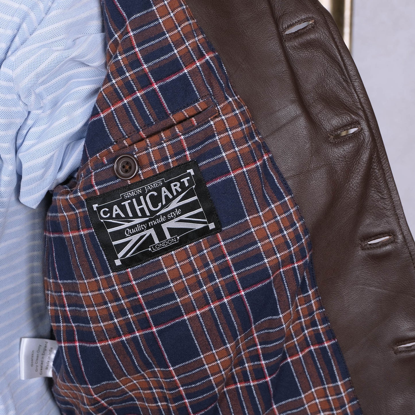 Simon James Cathcart, ruskea nahkatakki, koko L, repro