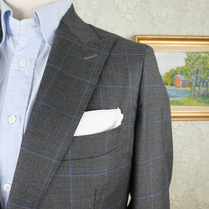 Suitsupply, harmaa irtotakki, koko 48, mittatilaus