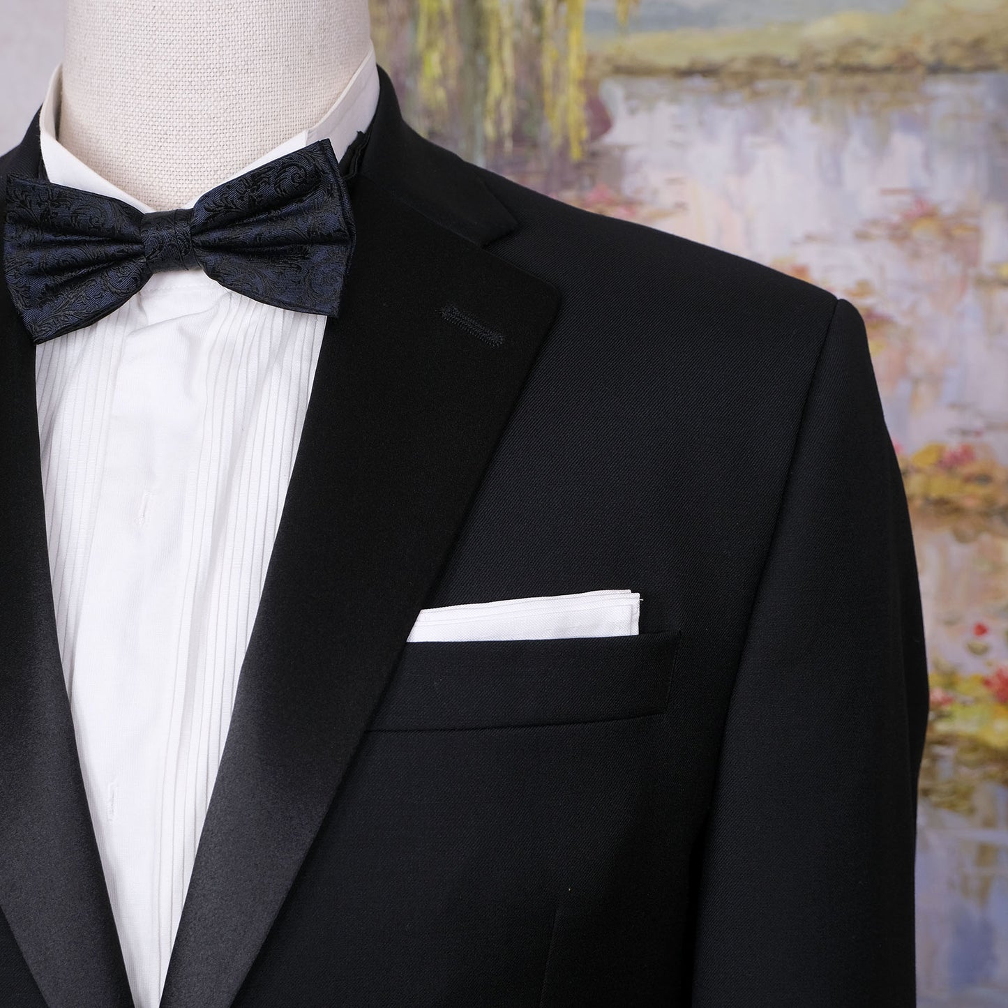 Ralph Lauren, modern dinner suit, size 52EU, made in Canada