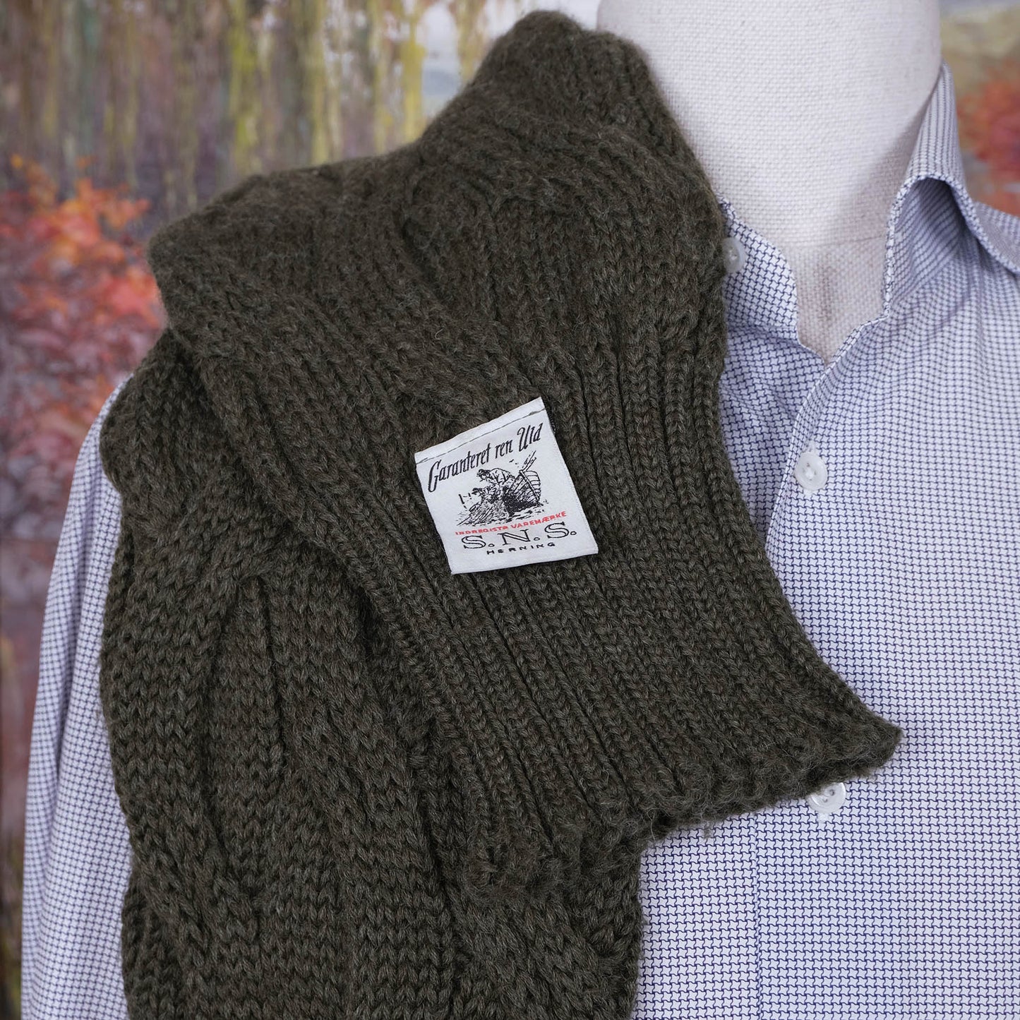 S.N.S. Herning, green thick scarf, cable knit pattern