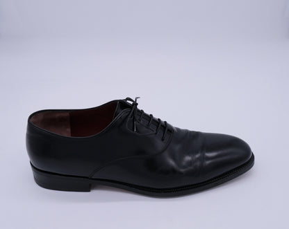 Salvatore Ferragamo, mustat pukukengät, koko 43, harvinainen malli