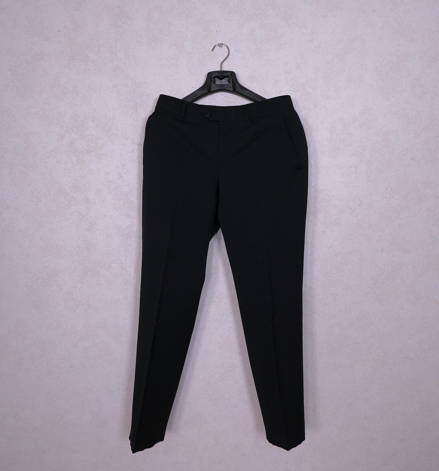 Sand, musta puku, koko 48, mohairkangas