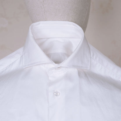Sartoria Rossi, valkoinen pukupaita, koko vain 36, ranskalaiset kalvosimet