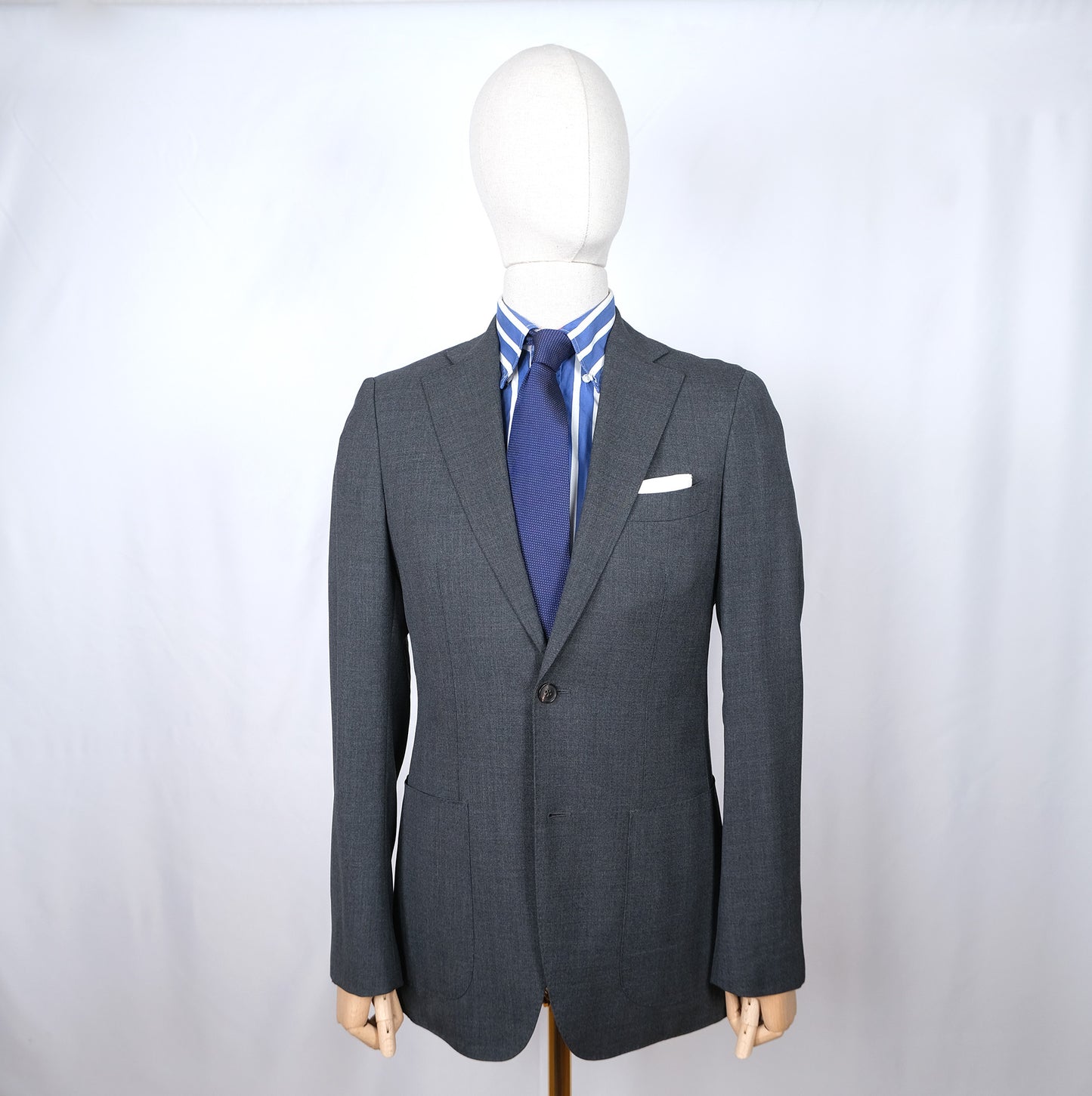 Suitsupply, tumma puku, koko 50, kuin uusi