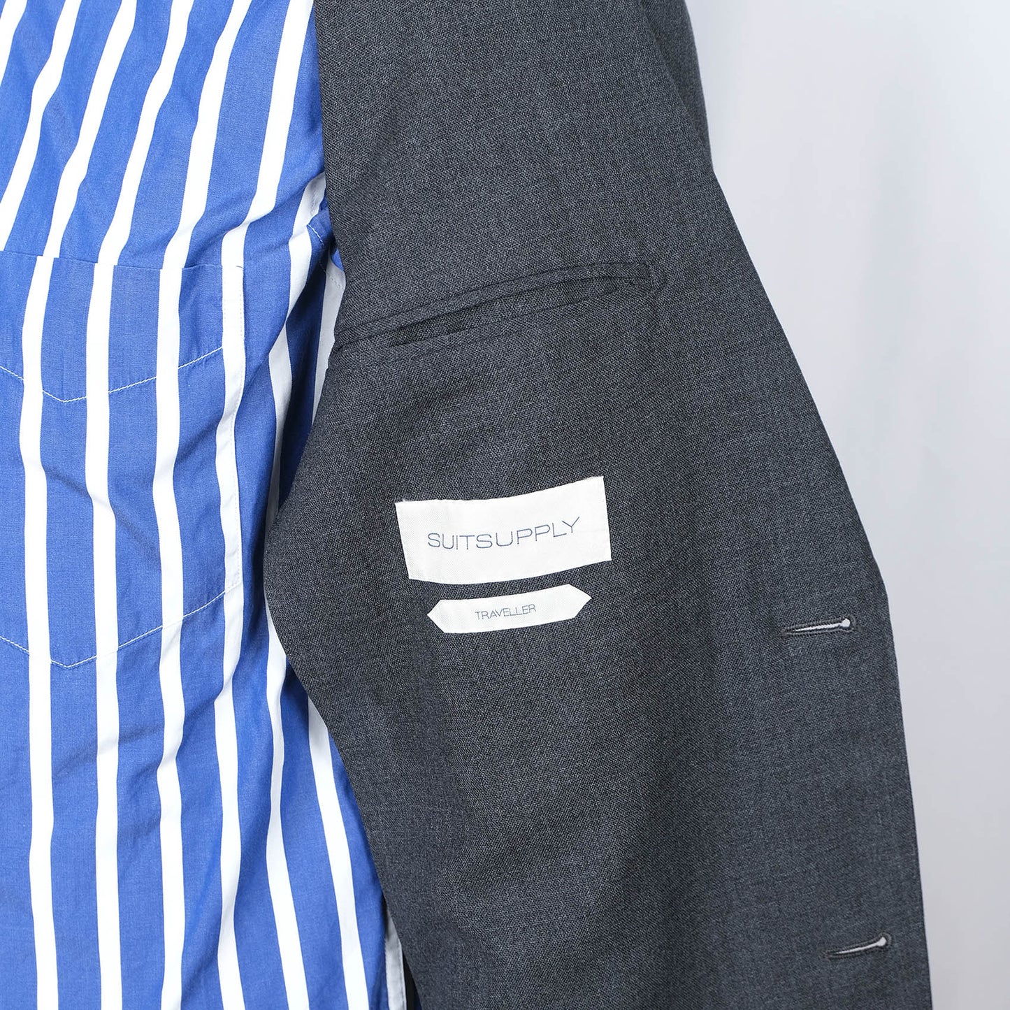 Suitsupply, tumma puku, koko 50, kuin uusi